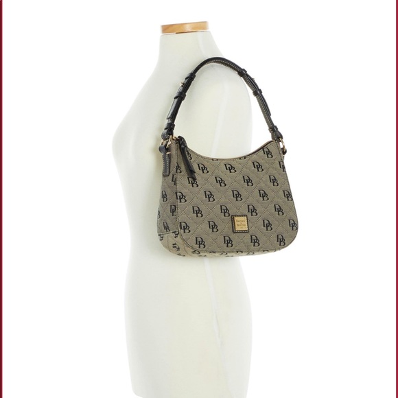 NWT! MAXI QUILT KILEY HOBO - Picture 4 of 4